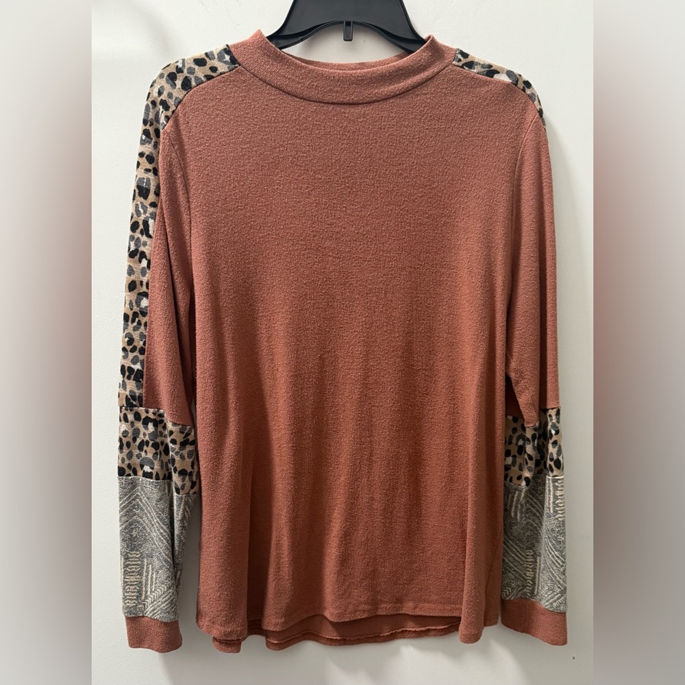 Leopard Print Sleeve Women's Top - Brown